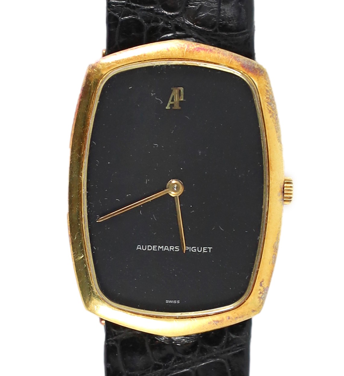 A gentleman's 18ct gold Audemars Piguet manual wind dress wrist watch